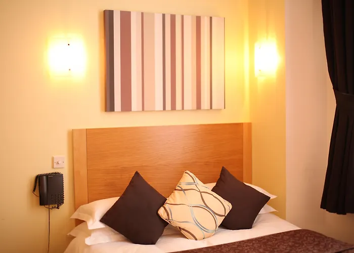 The Cleveland Hotel London