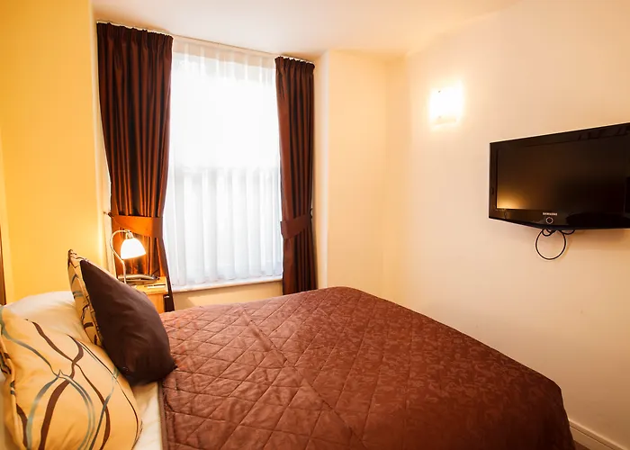 The Cleveland Hotel London